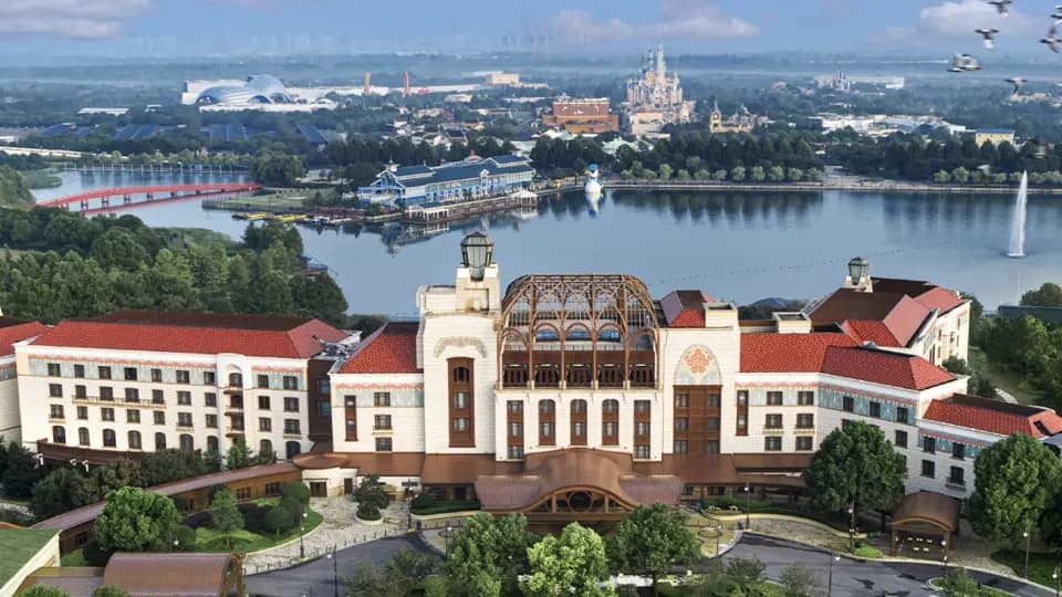 Отель Shanghai Disneyland Hotel
